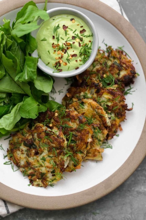 foodffs: Kohlrabi Fritters with Garlic Herb Cashew Cream SauceFollow for recipesGet your FoodFfs stu