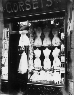 onlyoldphotography:  Eugène Atget: Boulevard