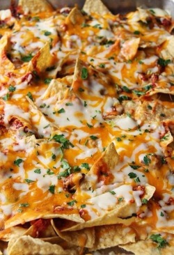 chocolatefoood:  nachos request 