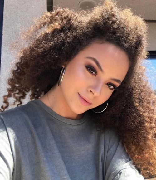 http://streetgrl.tumblr.com/post/161002436892