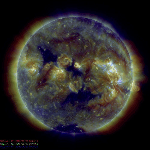 6-20-2016 SDO AIA Gif [720]