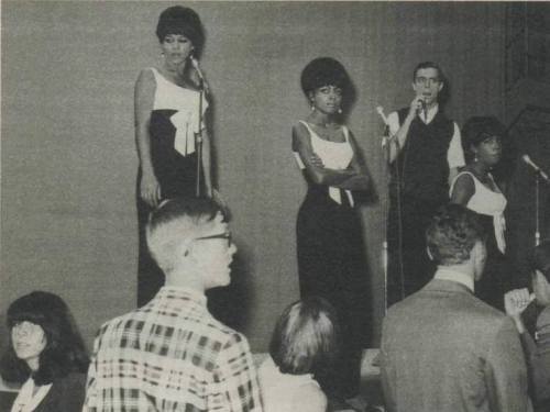 the supremes in philadelphia, 1965