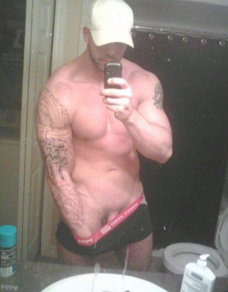exclusivekiks:  Hot muscle guy with a big cock 💋💋💋🔥🔥💋💋🔥🔥🔥🔥🔥💋💋💋🔥🔥💋🔥🔥🔥