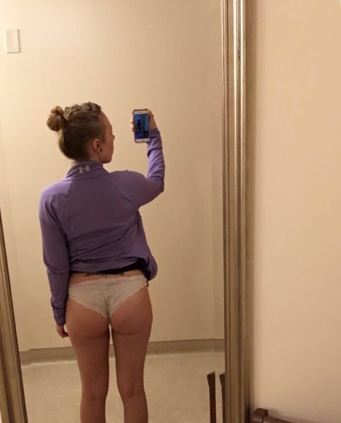 inferiorvenacava:  I really liked the way my butt looked today 💁🏻 njoi ✨