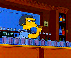laredesbastaeinfinita:   Mas Simpsons aqui  Flambeado de Moe! 