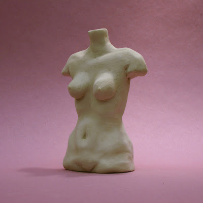 Porn Pics bodypositivestatues:  You know what’s weird?
