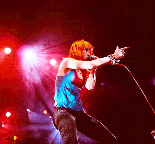 headfirrstforhalos:  ignorance live in chile, feb. 2011