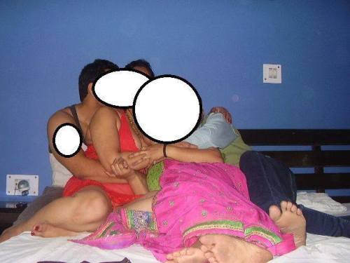 vickydelhibull: Swapping couples love