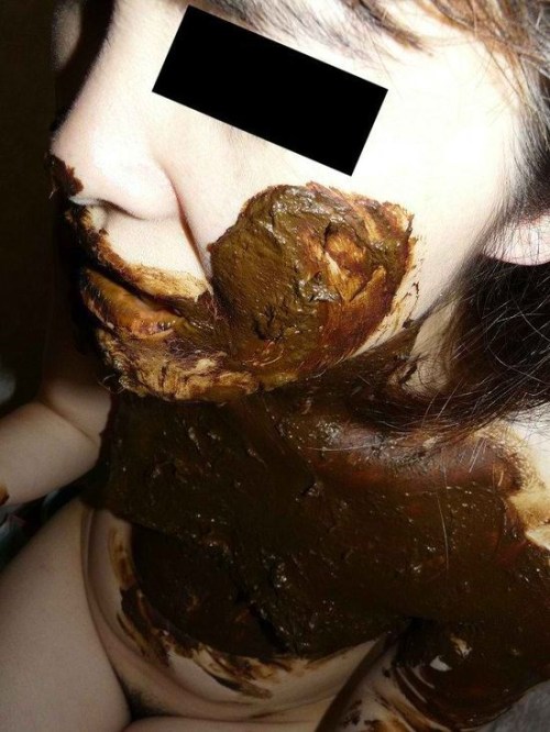 horny-poopgirl: Big butts shitting and you porn scat. Date with hot scat loving woman online