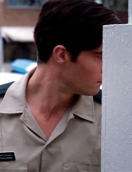 tumblr_pzfjwtHlZJ1y0fs57o4_400.gif