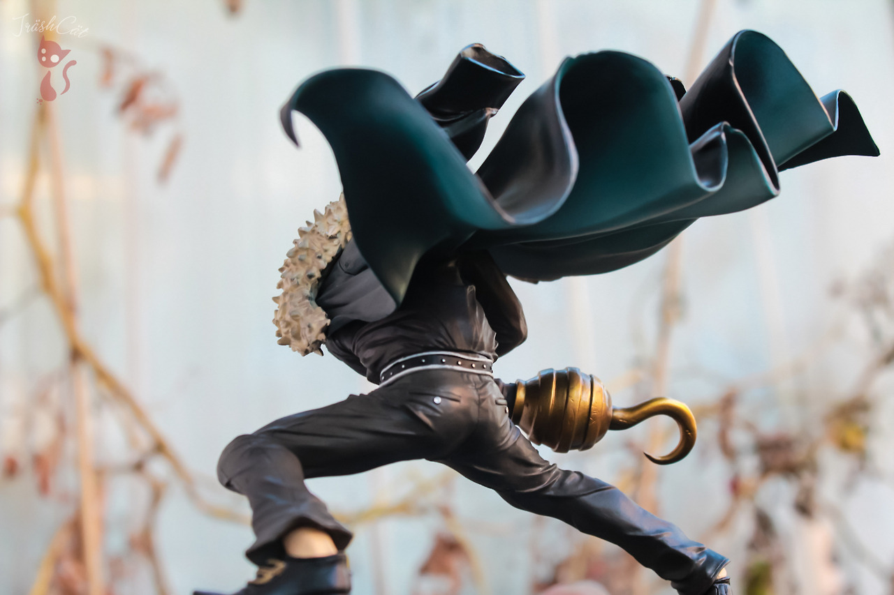 akaiamedama:  Alright, more pics of my new SCultures Crocodile! :D I love him. I