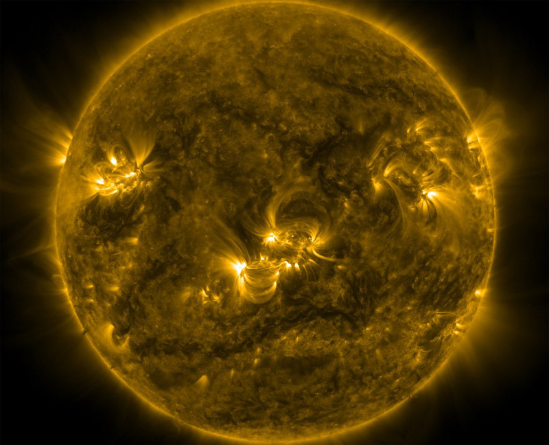 discoverynews:  At 11:12 UT (6:12 a.m. EST), the world didn’t end (as far as I