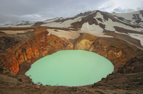 Sex riggu:  Askja - a caldera created after a pictures