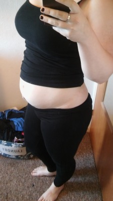 secretfatty:  Looking permanently bloated