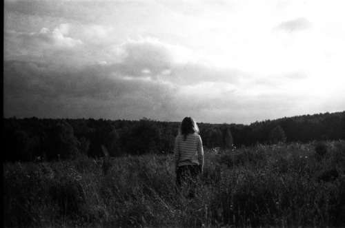 film from August'21 - Daria’s adventures in otherworldly forestNikon F-301, Zoom-Nikkor 35~70 Тасма 