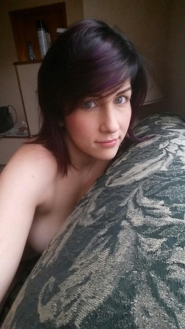 mens-desires:  Enjoy Mens-Desires pics and GIFs and for the filthy ones Wet&amp;Tasty…