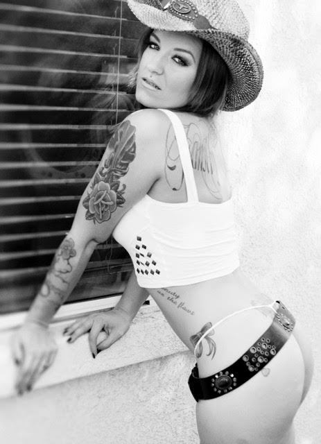 thealexdanielle:  Soon I will be exploring Austin, TX & I cannot wait !Image by Purple Haze Imagery