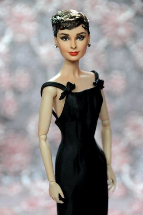 noelcruzcreations: Mattel collectible Audrey Hepburn as repainted and re-styled by artist Noel Cruz 