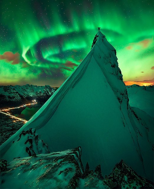 eltratras:  Aurora 