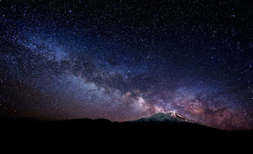 cindersk:  vlynx:  Brad Goldpaint  Sometimes, we all need to take a moment and remember… Just how vast the universe is…. And how small we really are.