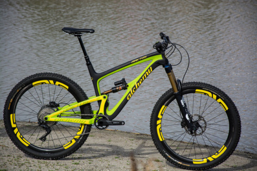 aces5050: (via Alchemy Factory Racing: Beerten und Kelley in neuem EWS-Team dabei)