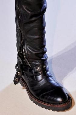 Masculine Beauty: Leather Edition