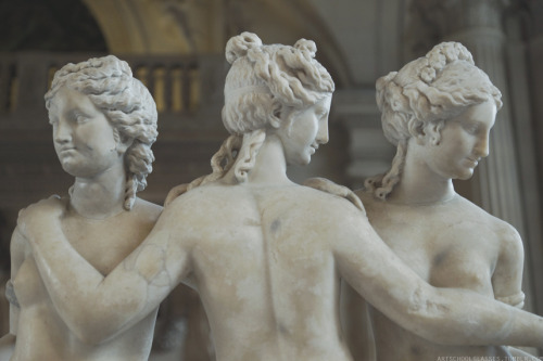 artschoolglasses:In the Salle des Caryatides