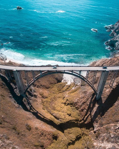 wordsnquotes:  Exquisite Aerial Images of Coastlines by Gabriel Scanu Keep reading 