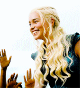 lord-snow-blog:  Daenerys Targaryen Beginning, Middle and End of each season 