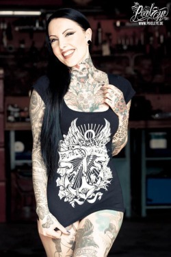 Women with tatoos