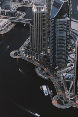 envyavenue: Dubia Marina