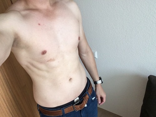 Back from the gym!kik: Triman1988 #hot Boy #hot guy #sixpack #fitness #gym #shirtless male #kik #kik