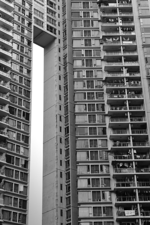 dromik:  Clement Balavoine photography.