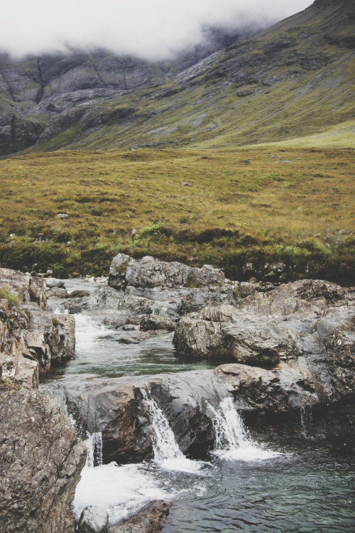 i-doll - 0609; isle of skye ix | fairy pools, v