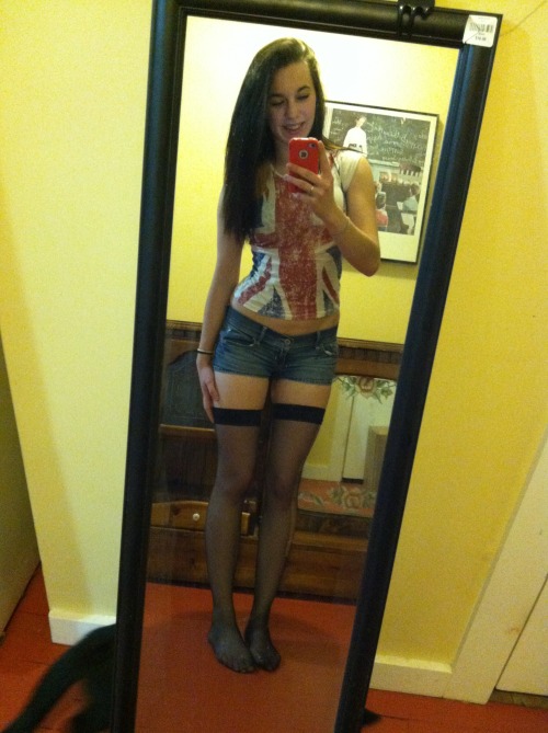 ponylegs:here have another stupid picture of me (=^_^=)