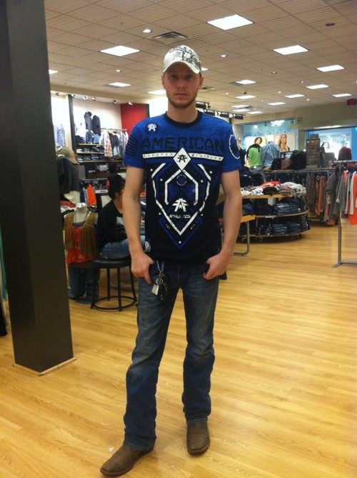 redneckinohio:  22 year old straight boy from TX