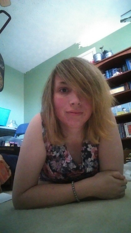 tarabluh:  some selfies for trans day of visibility! 🌼(she/her 💖) 