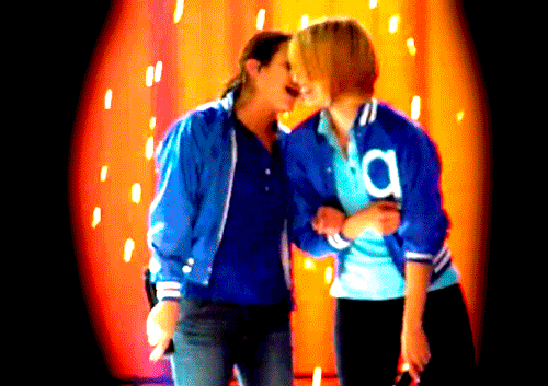 ACHELE - DIANNA AGRON AND LEA MICHELE