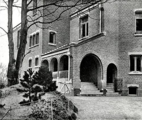 danismm:House in The Hague, The Netherlands 1916. Arch. Dr. H.P. Berlage.