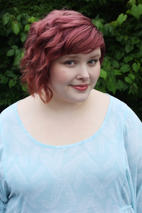 afatfox:these pictures make me feel cutetop ~ torrid (5)jeggings ~ torrid (28S)shoes ~ modclothpurse