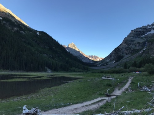 Maroon BellsColorado, June 2018Reported to be North America’s most photographed lake. These be