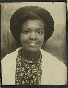 jasoniaistheway:  stereoculturesociety:  CultureSOUL: The Black Women *Photobooth Series* (1940s-60s