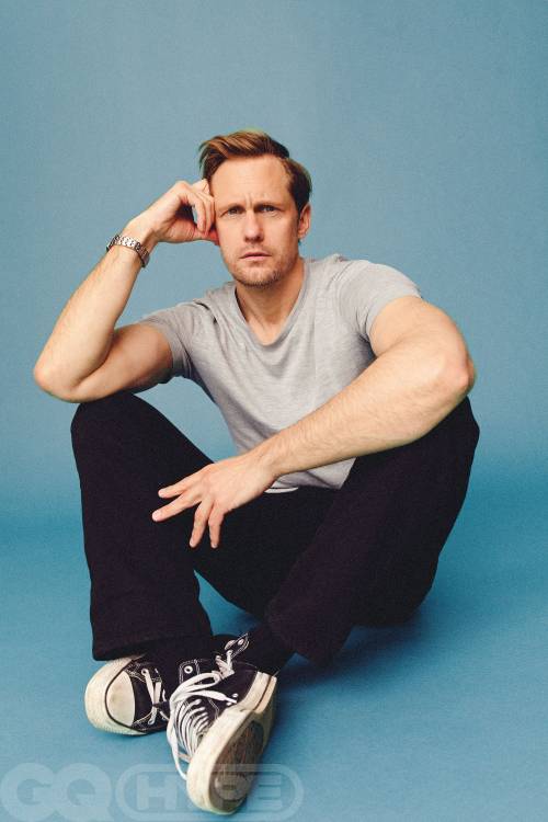 Alexander SkarsgårdPhoto by Luc Coiffait (via x)