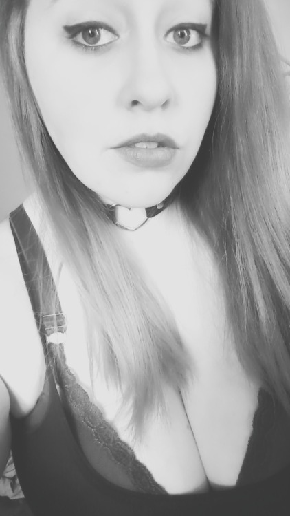 lil-princess-sweet-pea:Am I pretty daddy??