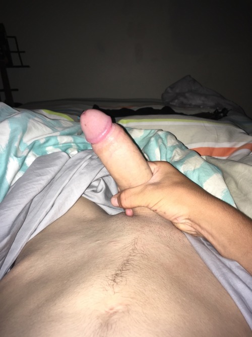 freedomsurferblog:  18y/o | 6″ | Bi | Sydney, Australia  Submission is welcome by clicking here. Please kindly include your: Age | Dick size | Sex orientation |  Location. This blog aims at collecting and sharing amazing pictures/videos of hot lads,