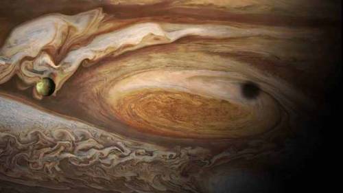 ohstarstuff: Jupiter as seen by Juno