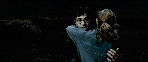 my-flourish-and-blotts:  hermione sees that another “harry” has arrived and she