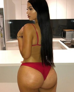 thickaddiction:  @aliyahjazmine 😍😍😍