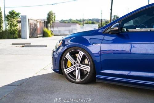 VW Golf 7 R equipped with CEIKA custom bolt-on front and rear big brake kits. More information at : 