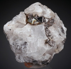 bijoux-et-mineraux:  Carollite on Calcite